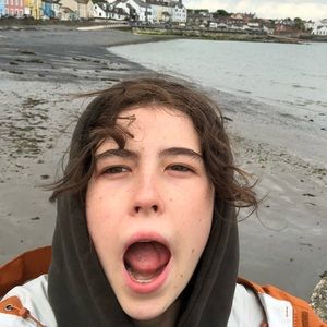 Meet your Posher, Anika